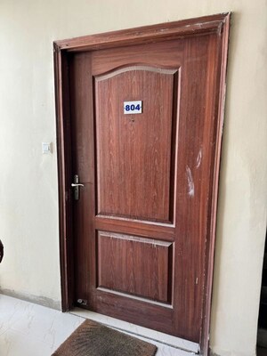 Furnished Amenities in 3 BHK Apartment at Parsvnath Planet, Gomti Nagar – for Rent