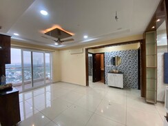 2.5 BHK + Pooja Room Apartment For Rent in Marina Skies