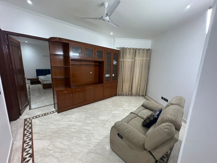 Bedroom, nehru enclave 4 Bedroom 2700 Sq.Ft. Builder Floor In Nehru Enclave Delhi 10379166