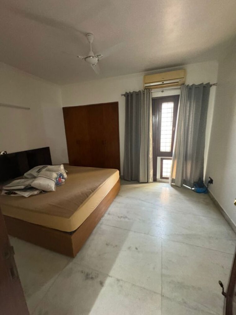 Bedroom, nehru enclave 4 Bedroom 2700 Sq.Ft. Builder Floor In Nehru Enclave Delhi 10379166
