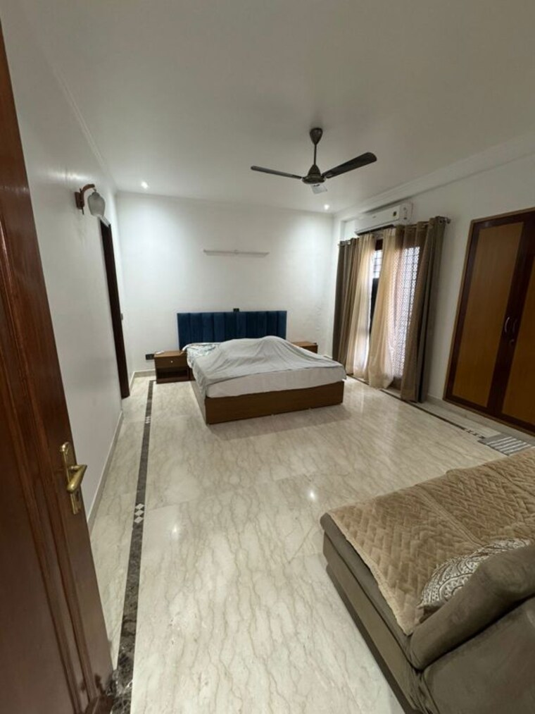 Bedroom, nehru enclave 4 Bedroom 2700 Sq.Ft. Builder Floor In Nehru Enclave Delhi 10379166