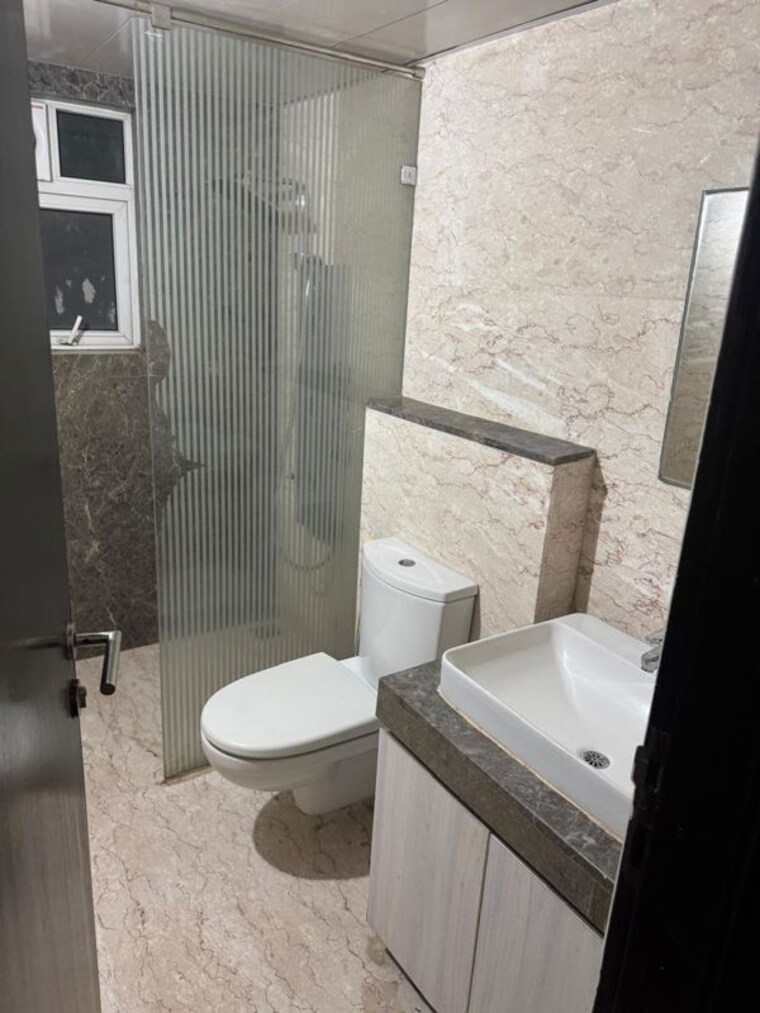 Bathroom, prestige-misty-waters 2 Bedroom 1134 Sq.Ft. Apartment In Hebbal Bangalore 10379212