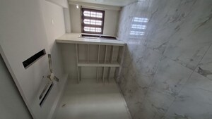 Room in 3 BHK Builder Floor at Moti Nagar – for Rent