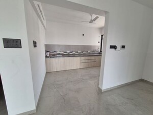 Room in 3 BHK Apartment at Kharadi – for Sale