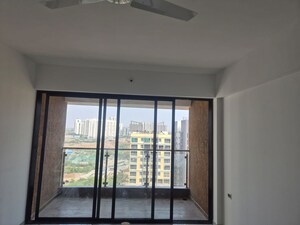 Room in 3 BHK Apartment at Kharadi – for Sale