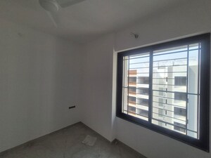Room in 3 BHK Apartment at Kharadi – for Sale