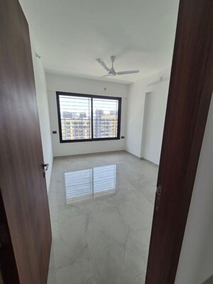 Room in 3 BHK Apartment at Kharadi – for Sale