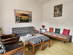 Bedroom in 2 BHK Apartment at Gulmohar Heights Vile Parle West, Vile Parle West – for Rent
