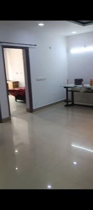 Room in 2 BHK Independent House at Viraj Khand – for Rent