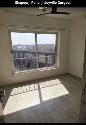 Room in 2 BHK Apartment at Shapoorji Pallonji Joyville Gurgaon, Sector 102 – for Rent