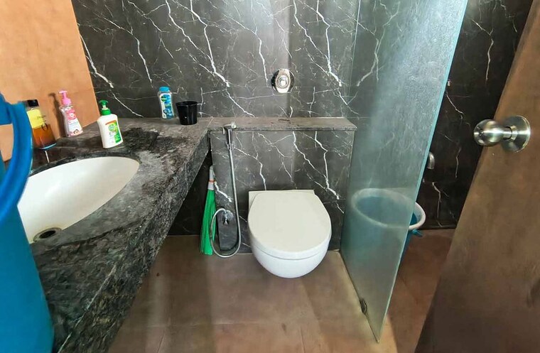 Bathroom, hinjewadi phase 3 Pg For Boys & Girls In Hinjewadi Phase 3 10378489