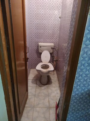 Bathroom in 2 BHK Builder Floor at Lajpat Nagar 4 – for Rent