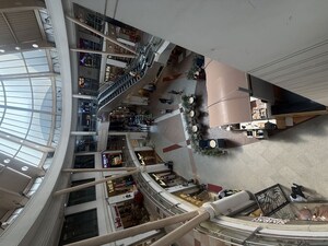 Staircase in  Showroom at DLF City Centre, Sector 28 – for Rent