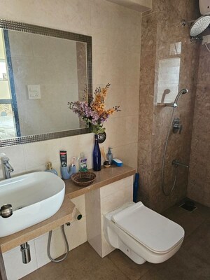 Bathroom in 3.5 BHK Apartment at Chembur – for Rent