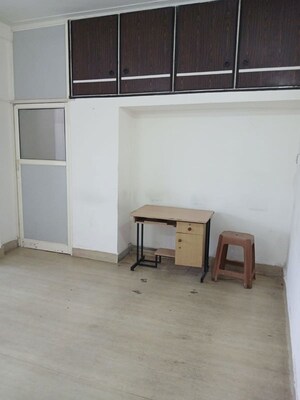 Bedroom in 1 BHK Apartment at Prasad Apartment Dahanukar Colony, Kothrud – for Rent