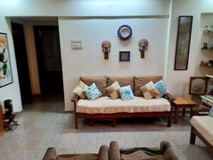 Furnished Amenities in 3 BHK Apartment at Lalani Valentine Apartment, Malad East – for Rent
