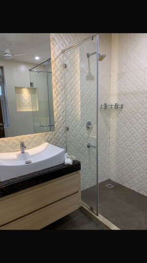 Bathroom in 3 BHK Builder Floor at Naraina – for Rent