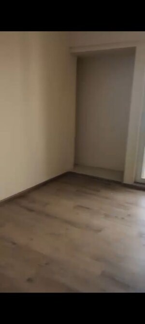 Room in 5 BHK Independent House at Noida Central – for Sale