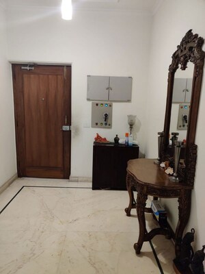 Gym in 4 BHK Builder Floor at Vasant Vihar – for Rent