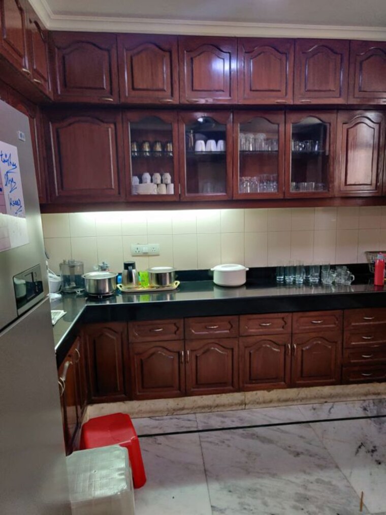 Kitchen, vasant vihar 4 Bedroom 500 Sq.Yd. Builder Floor In Vasant Vihar Delhi 10379490