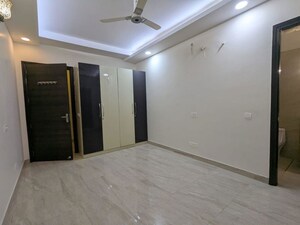 Room in 2 BHK Apartment at BPTP Princess Park, Sector 86 – for Sale