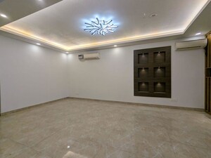 Room in 2 BHK Apartment at BPTP Princess Park, Sector 86 – for Sale