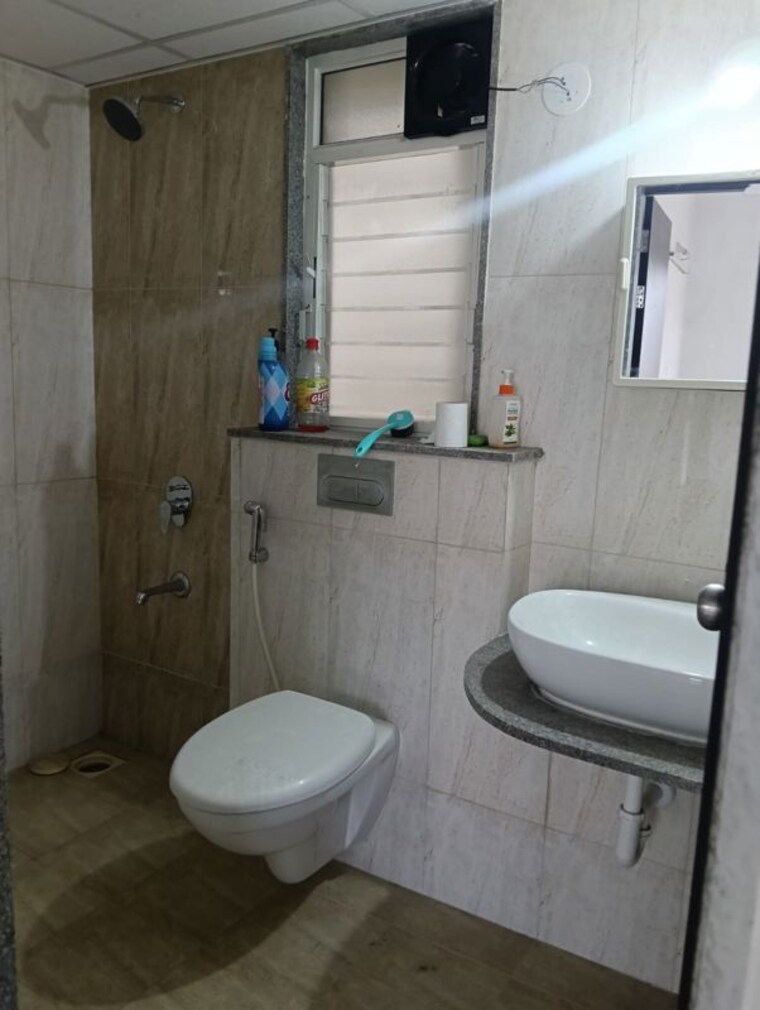 Bathroom, kolte-patil-city-avenue 2 Bedroom 1000 Sq.Ft. Apartment In Wakad Pune 10379514