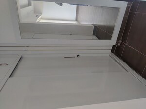 Furnished Amenities in 3.5 BHK Apartment at Sector 107 – for Rent