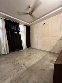 2 BHK Apartment For Rent in Janakpuri