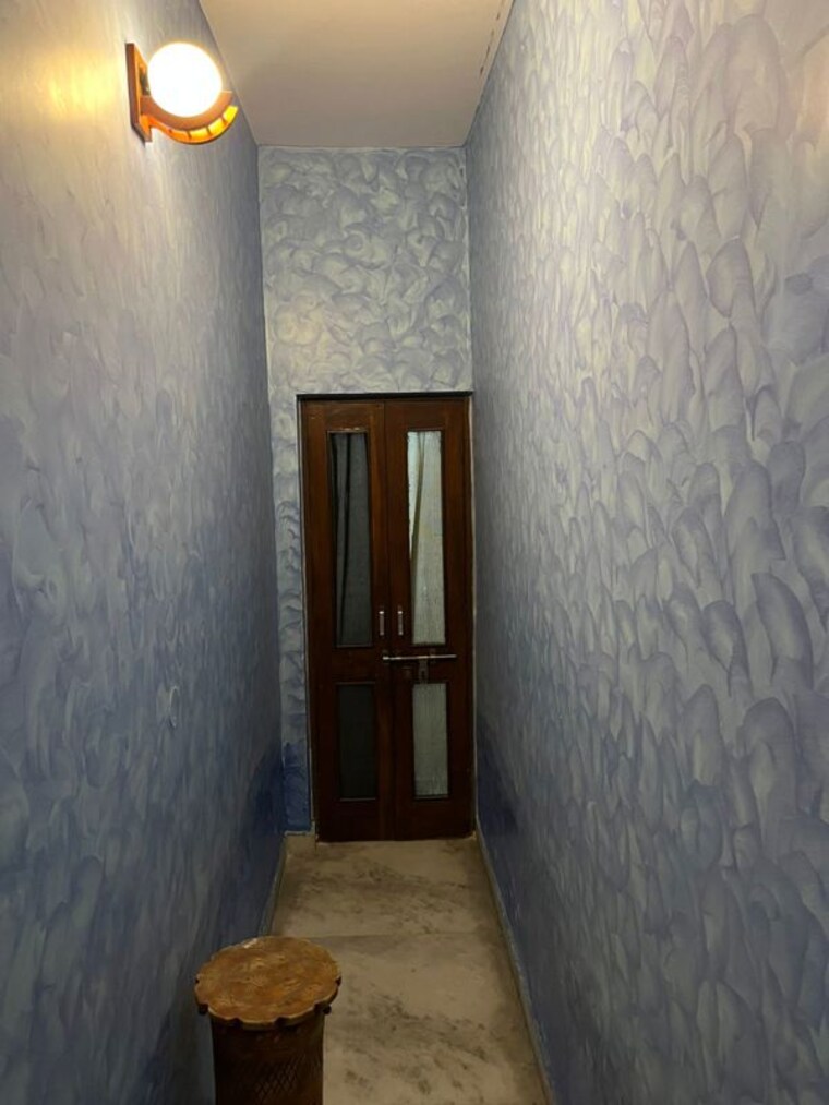 Room, janakpuri 2 Bedroom 720 Sq.Ft. Apartment In Janakpuri Delhi 10379564