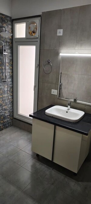 Bathroom in 4 BHK Apartment at Uchdpl Veridia Oakwood Enclave, Wave City – for Rent
