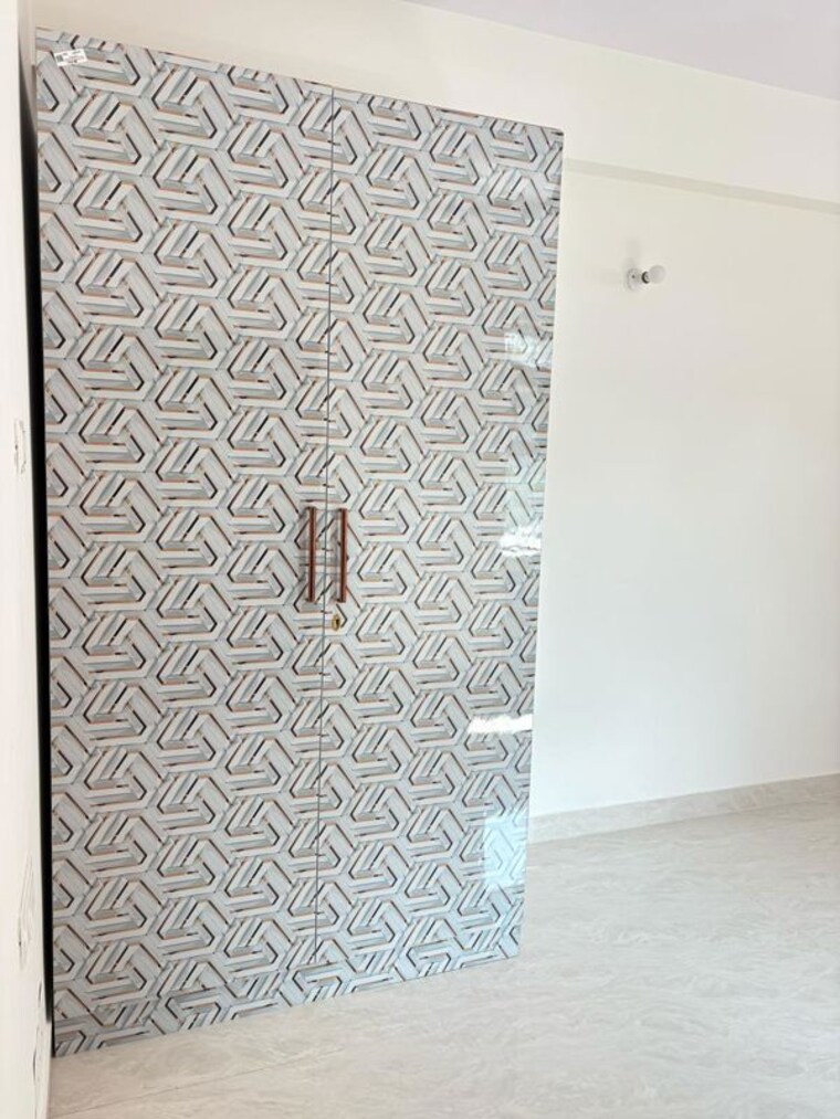 Bathroom, the-bhagwati-cghs 3 Bedroom 1800 Sq.Ft. Apartment In Sector 22 Dwarka Delhi 10379595