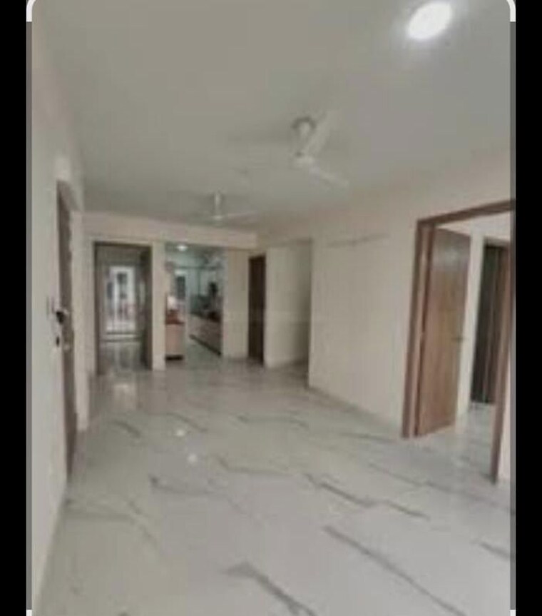 Room, dlf-gardencity-enclave 3 Bedroom 179 Sq.Yd. Builder Floor In Sector 93 Gurgaon 10257421