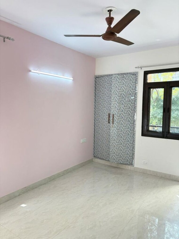 Room, sector 10 dwarka 3 Bedroom 1800 Sq.Ft. Apartment In Sector 10 Dwarka Delhi 10379608