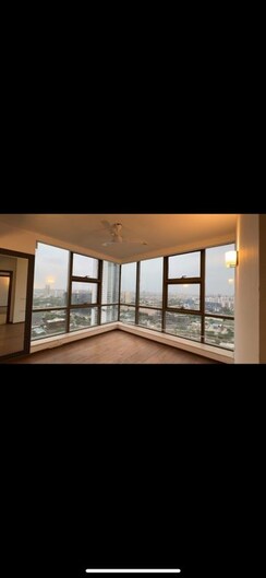 3.5 BHK + Pooja Room,Servant Room,Study Room,Extra Room,Basement,Store Room Apartment For Rent in M3M Golf Estate