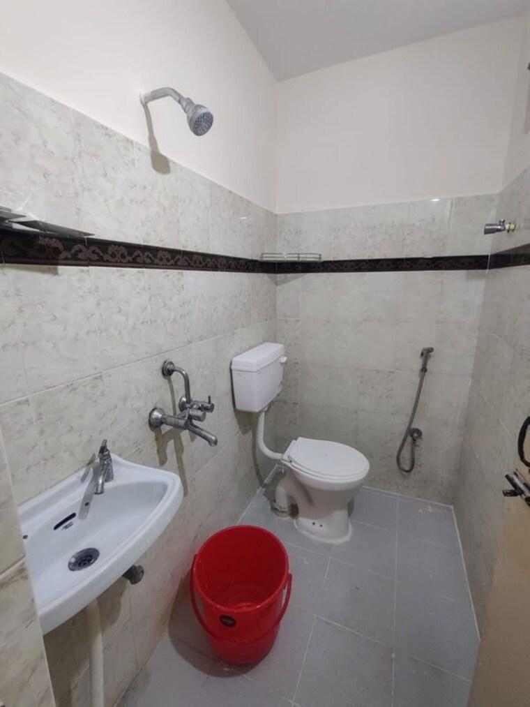 Bathroom, sita-residency-begumpet 2 Bedroom 895 Sq.Ft. Apartment In Begumpet Hyderabad 10379624