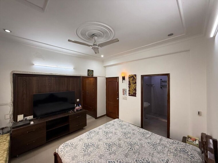 Bedroom, sector 40 6+ Bedroom 2350 Sq.Ft. Independent House In Sector 40 Gurgaon 10379621