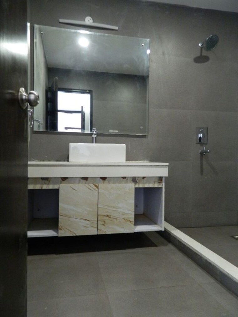 Kitchen, unitech-the-villas 5 Bedroom 500 Sq.Yd. Villa In Sector 33 Gurgaon 10379620
