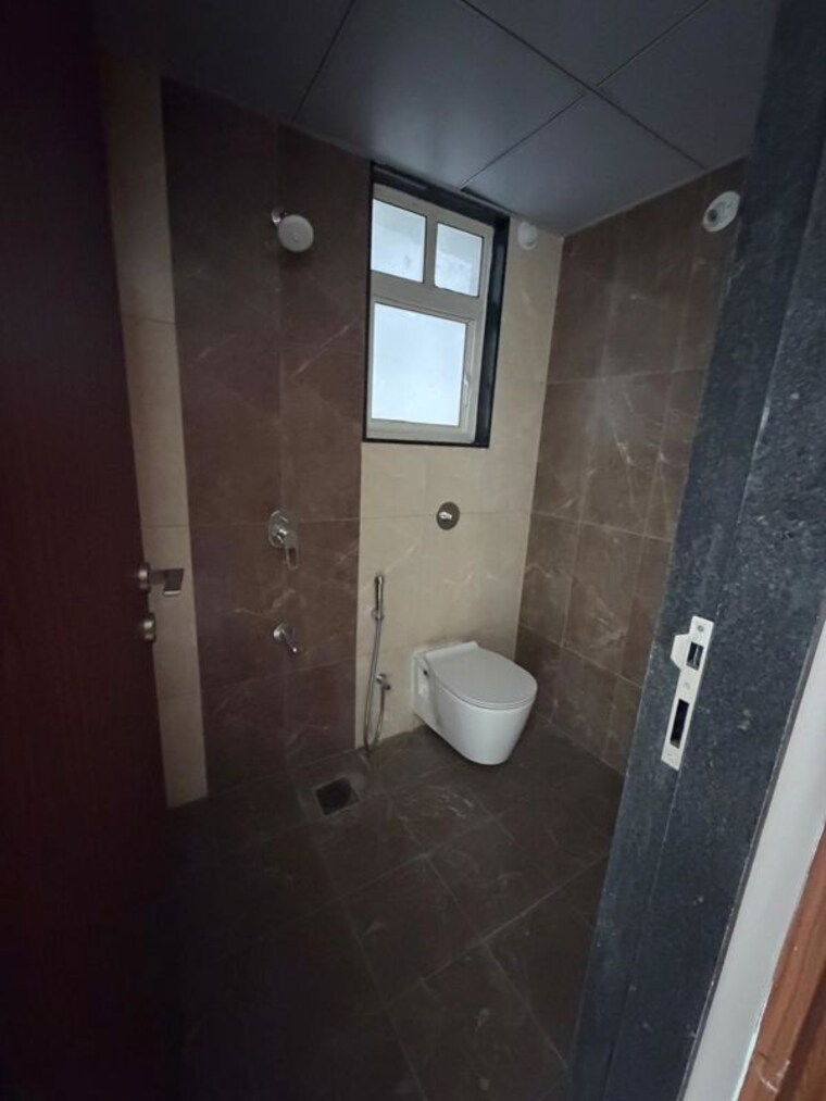 Bathroom, vilas-javdekar-yashone-eternitee 2 Bedroom 720 Sq.Ft. Apartment In Hinjewadi Pune 10379622