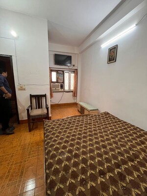 1 RK Apartment For Rent in Mahmoorganj