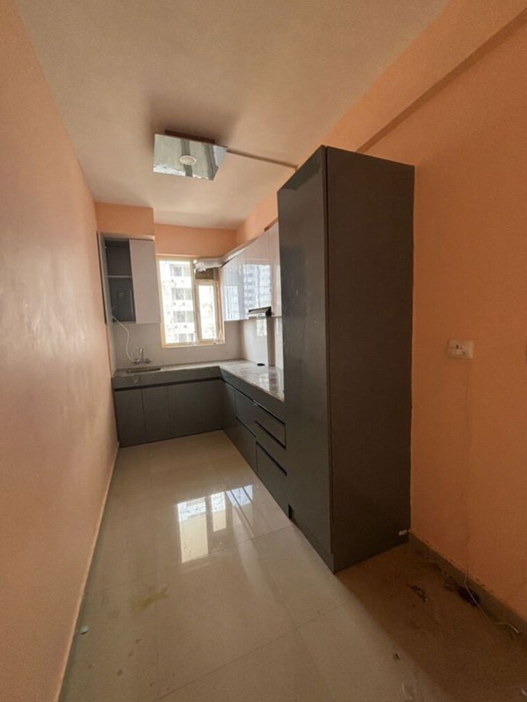 Kitchen, pyramid-pride 2 Bedroom 600 Sq.Ft. Apartment In Sector 76 Gurgaon 10379637
