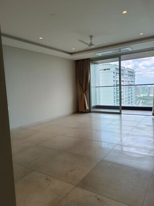 Room in 3.5 BHK Apartment at Panchshil Towers, Kharadi – for Rent