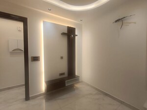 Building Lobby in 2 BHK Builder Floor at Janakpuri – for Rent