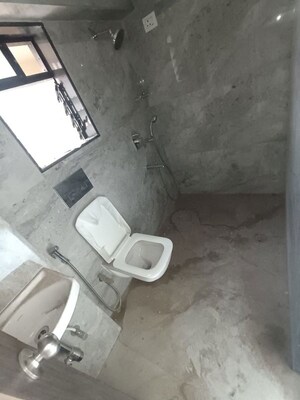 Bathroom in 3 BHK Apartment at Vikas Centre Chembur, Chembur – for Rent
