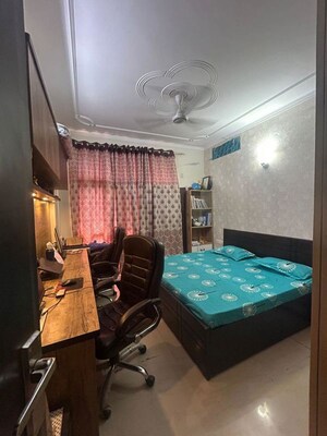 Team Area in 3 BHK Apartment at Omaxe New Heights, Sector 78 – for Rent