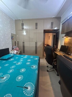 Kitchen in 3 BHK Apartment at Omaxe New Heights, Sector 78 – for Rent