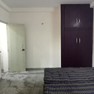 Room in 2 BHK Apartment at South Delhi – for Rent