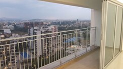 3.5 BHK + Pooja Room,Servant Room Apartment For Rent in Amanora Future Towers