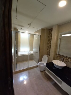 Bathroom in 4 BHK Apartment at M3M Golf Estate, Sector 65 – for Rent