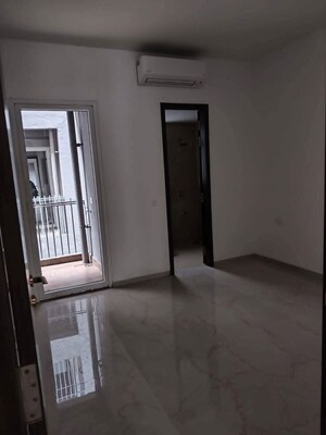 Room in 2 BHK Apartment at Godrej Meridien, Sector 106 – for Rent